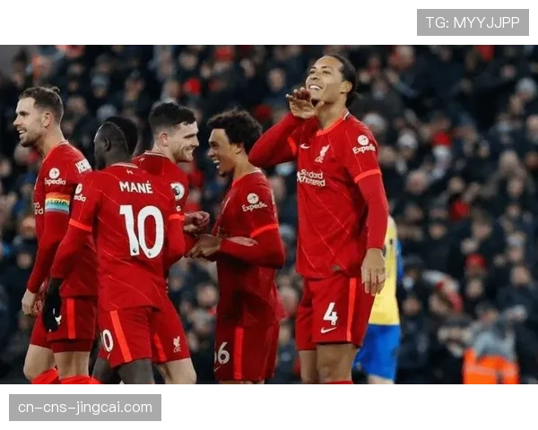 里昂场均5.6角球联赛第四，传中球成功数排名第七